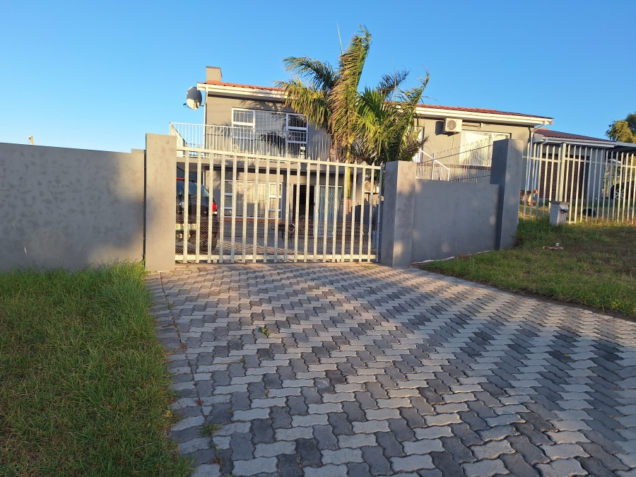 To Let 2 Bedroom Property for Rent in Bothasrus Eastern Cape